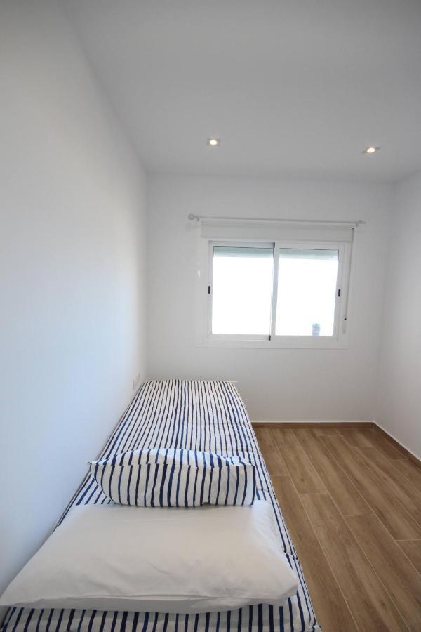 Apartment Las Vistas Beach View Лос Кристианос Экстерьер фото