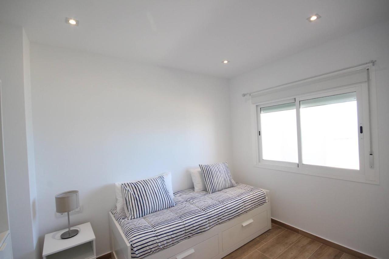 Apartment Las Vistas Beach View Лос Кристианос Экстерьер фото