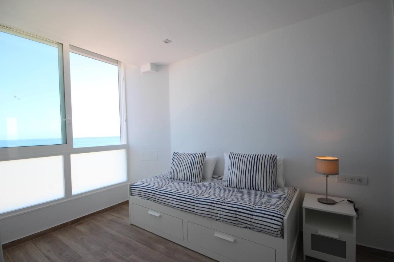 Apartment Las Vistas Beach View Лос Кристианос Экстерьер фото